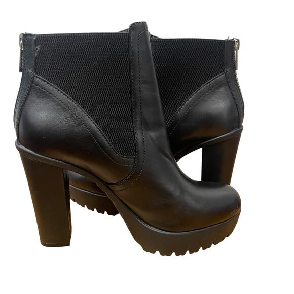 Steve Madden Amandaa Black Leather Almond Toe Platform Ankle Bootie Size 8.5 - Picture 2 of 11